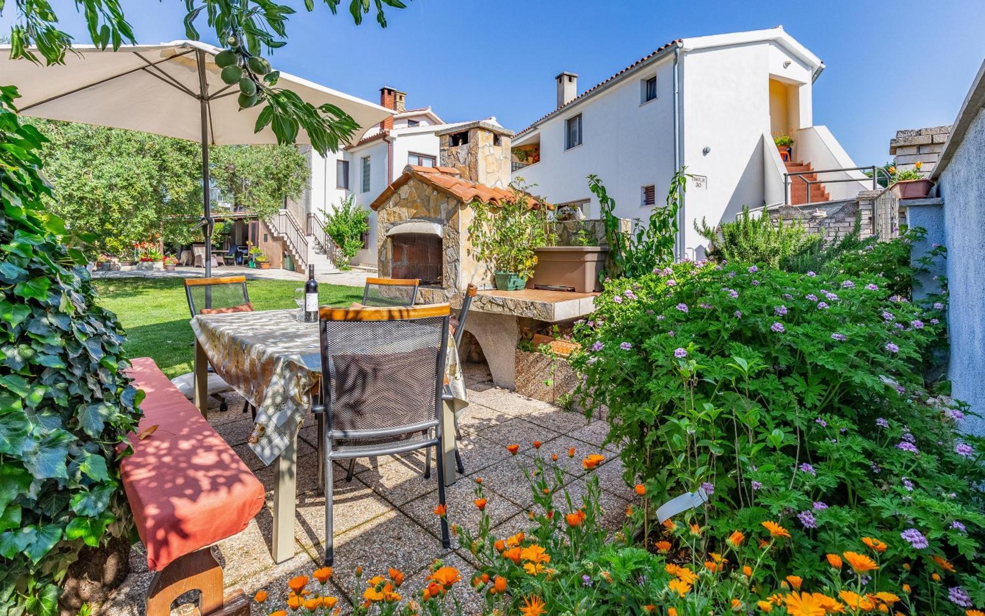 Apartments With A Parking Space Banjole, Pula - 7036 Apartment Pula